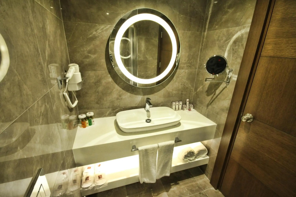 B Business Hotel & Spa - фото 9