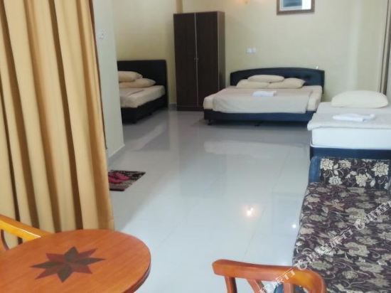 Casavilla Travellers Lodge
