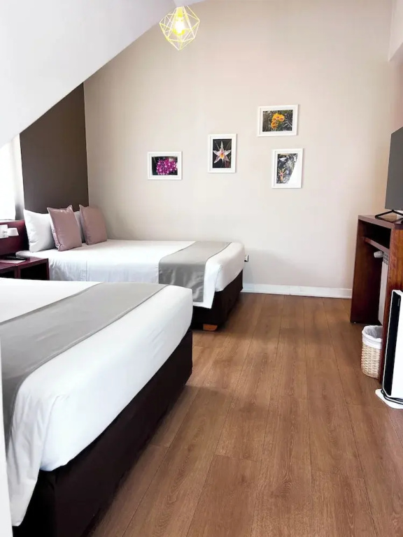 Superior Quadruple room with balcony