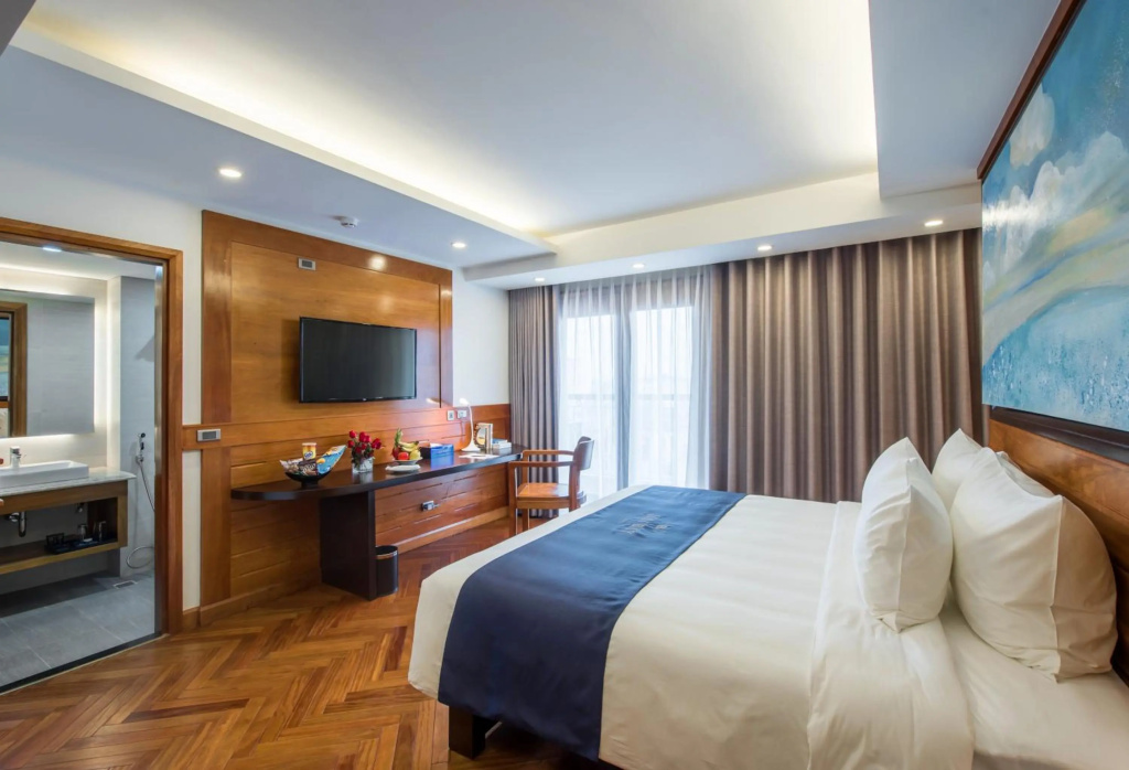 Отель Haibay hotel в Ханое