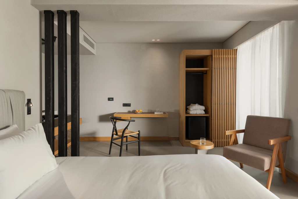 Ikones Seafront Luxury Suites - Adults Only — фото