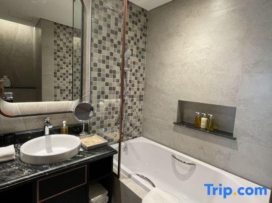 La Siesta Premium Saigon Central