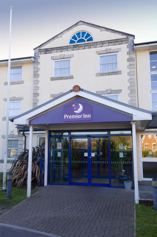 Premier Inn Bridgend Central - Général