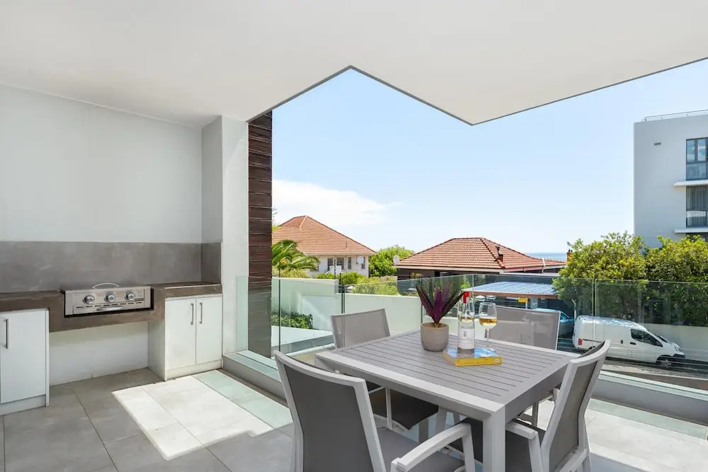 Modern 2bed Apt in Green Point Cape Town Nobelium
