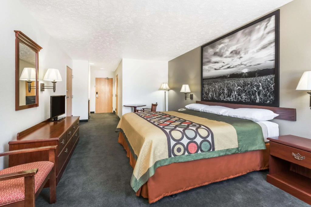 Standard Double room (full double bed)