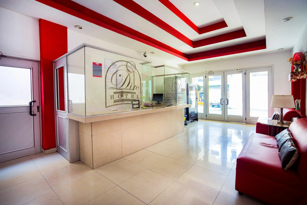 Lobby & Reception
