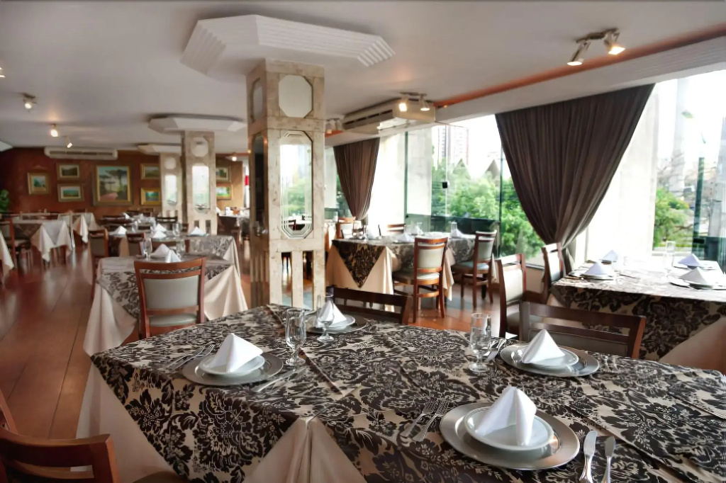 Hotel photo 12