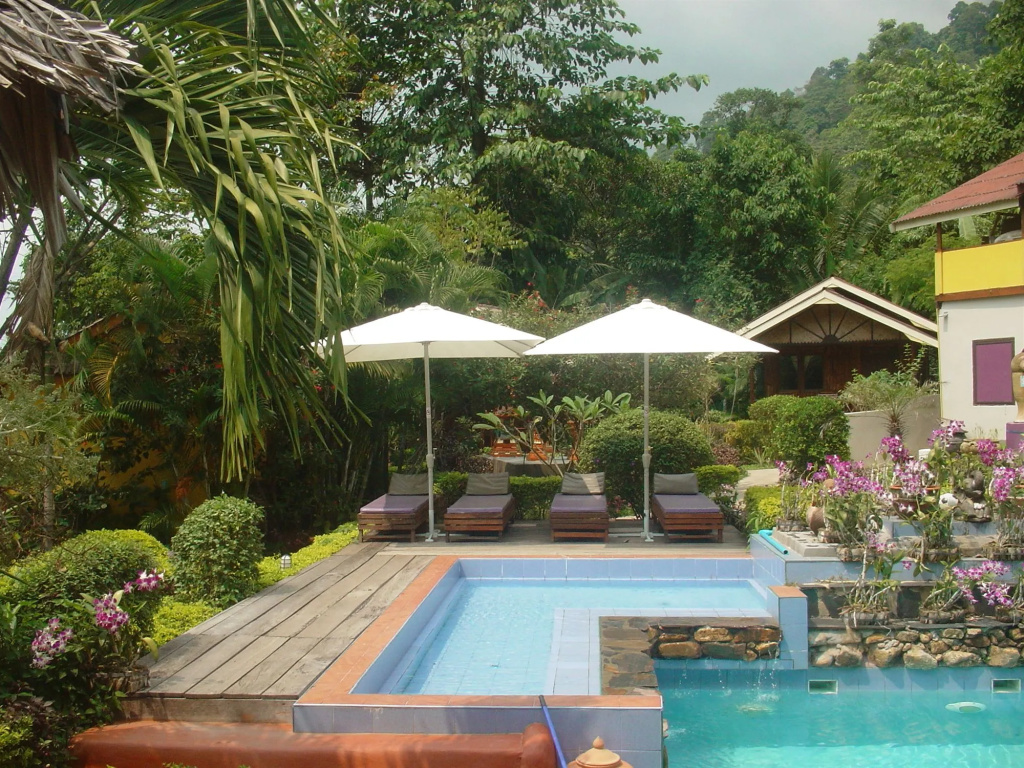 Pool
