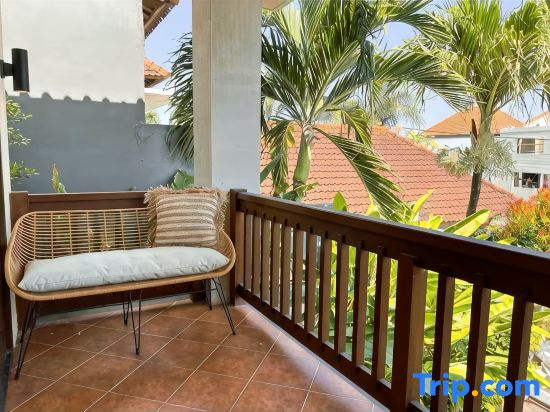 Villa 3BR Canggu 5 Mins to Berawa Beach and FINNS