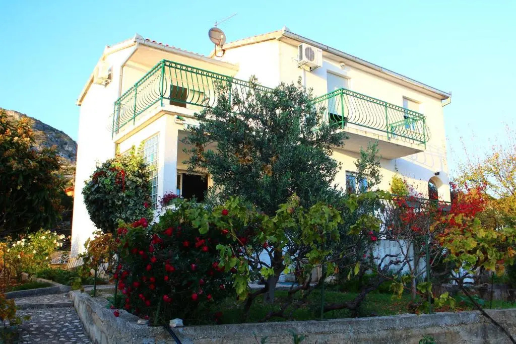 Rina Vacation home