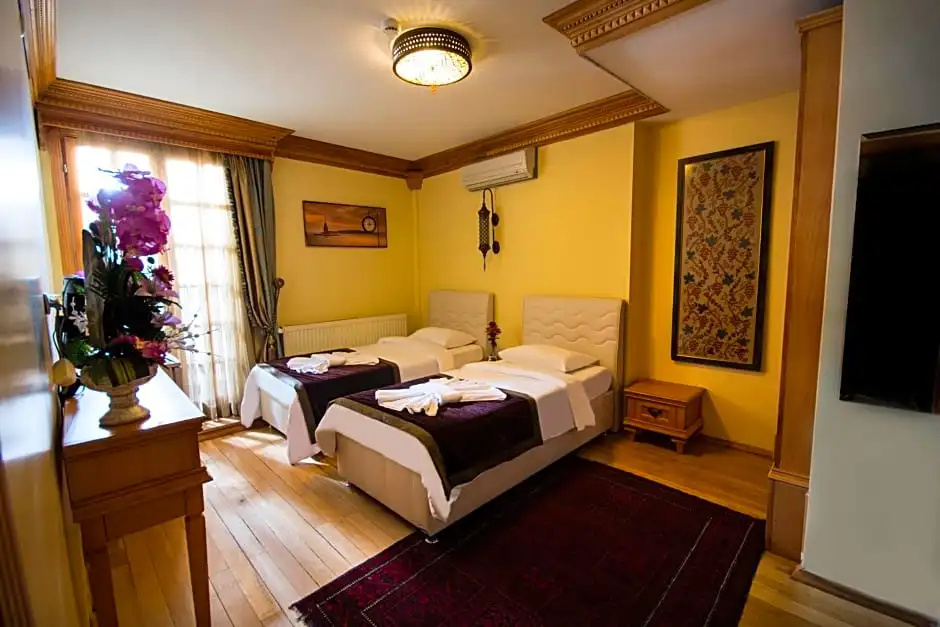 Superior Double room (full double bed)