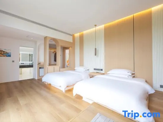 Standard Double room with sea view (full double bed)