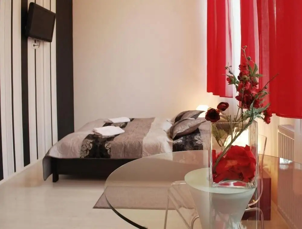 Hotel Black & White - Chambres