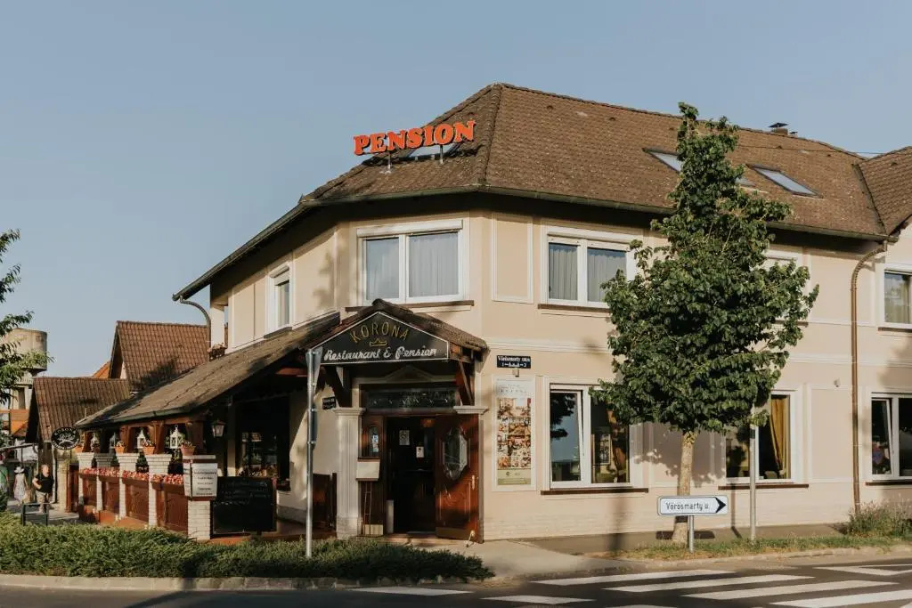 Korona Pension Restaurant - Chambres