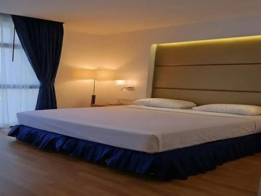 Deluxe Double room with balcony (full double bed)