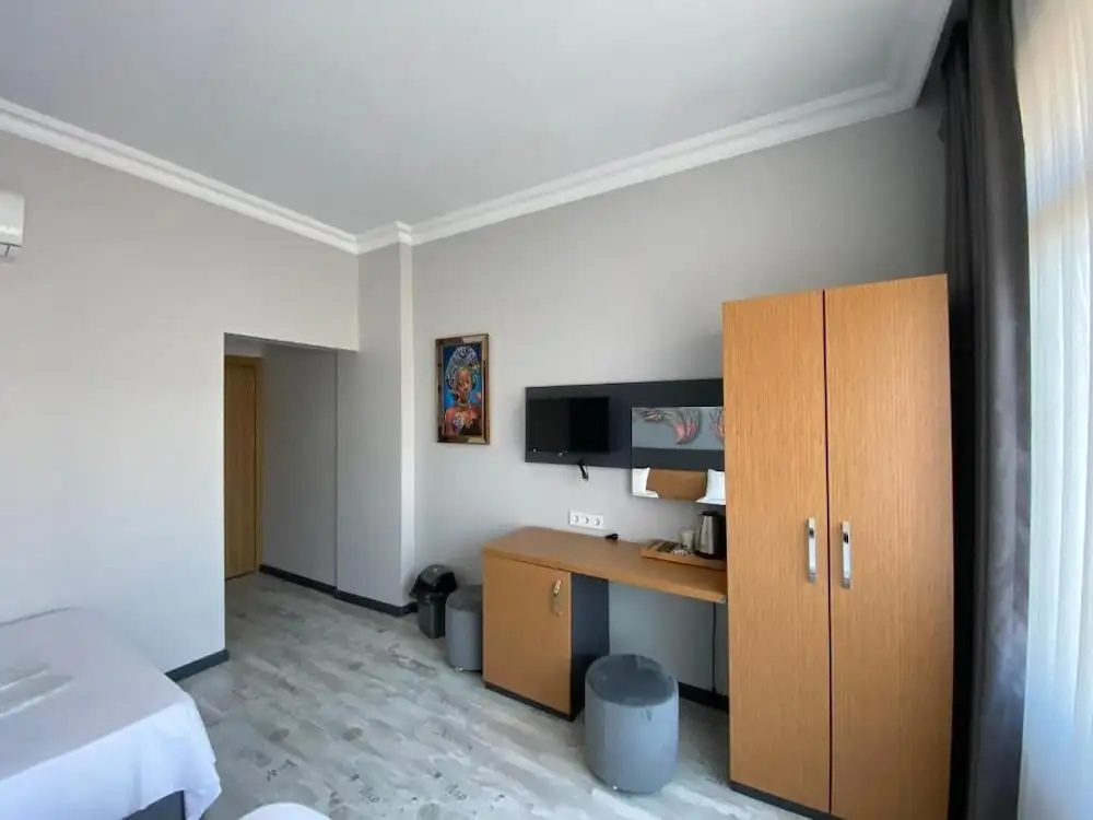 Viktoryus Otel — 5