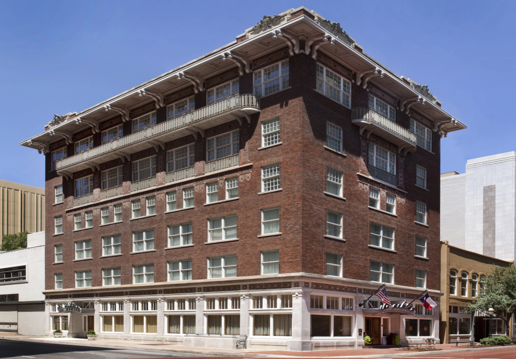 The Ashton Hotel