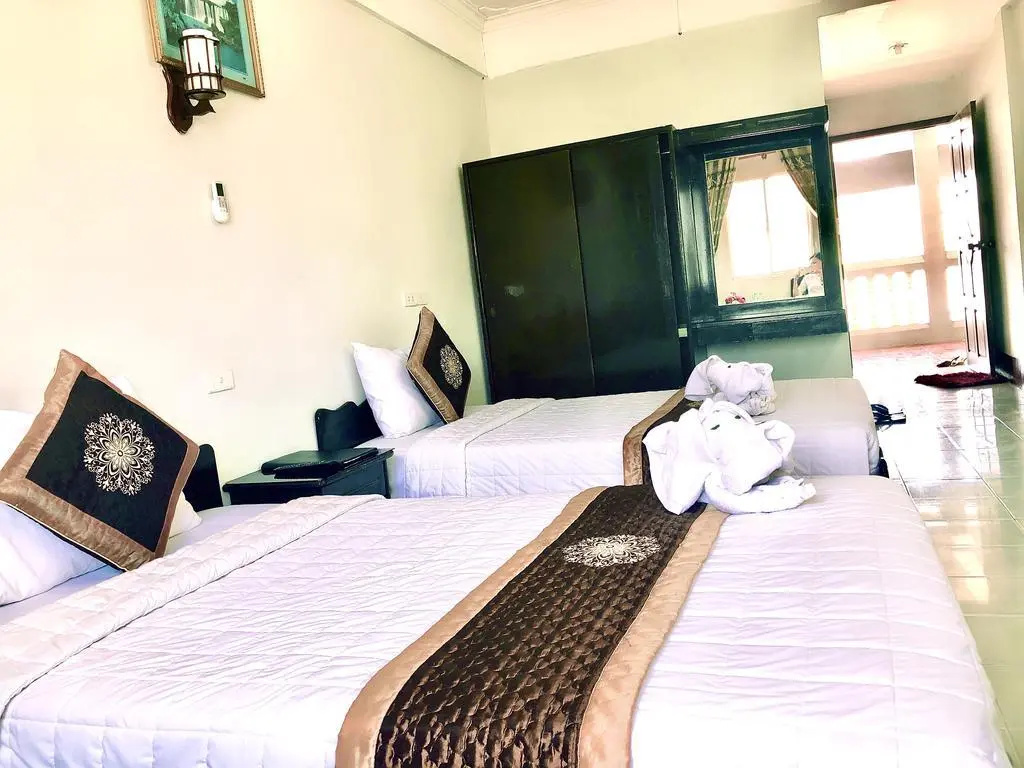 Deluxe Double room (twin beds)
