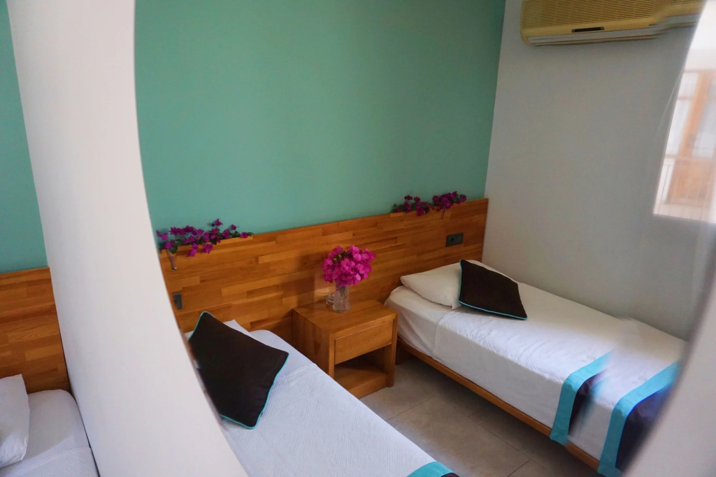 Cobanoglu Otel — 3