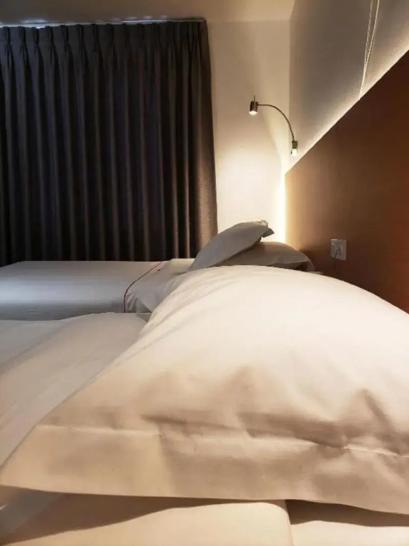 Hotel Carmelo Lima - Chambres