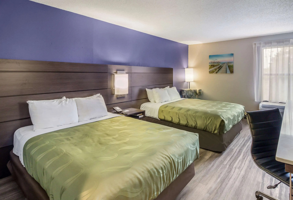 Standard Quadruple room
