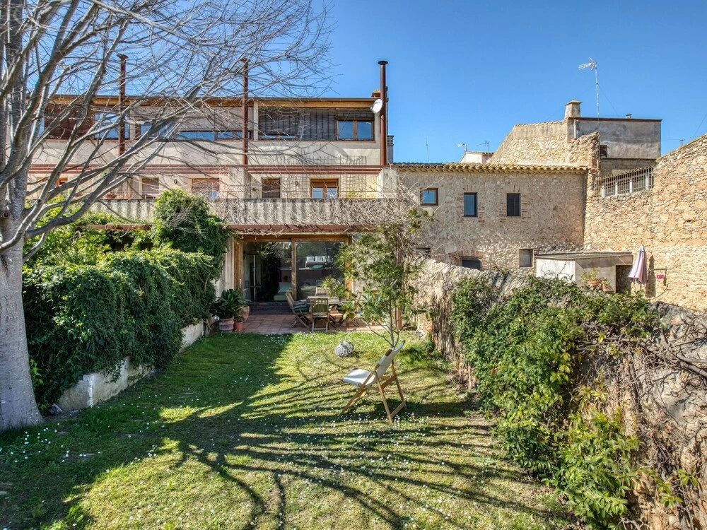 Traditional Holiday Home in Ventalló With Garden