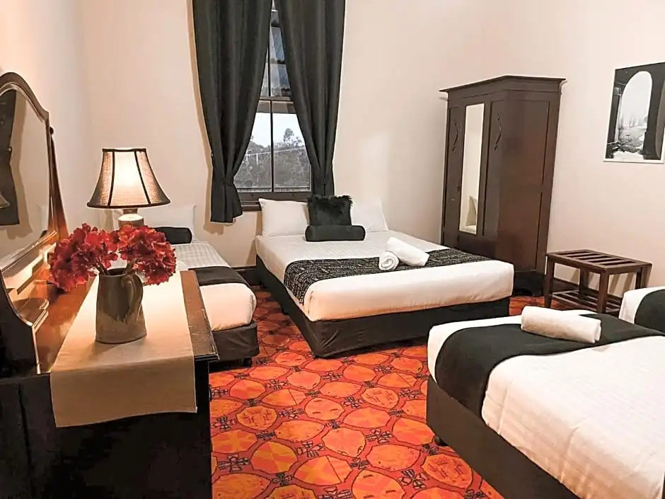Neath Hotel - Chambres
