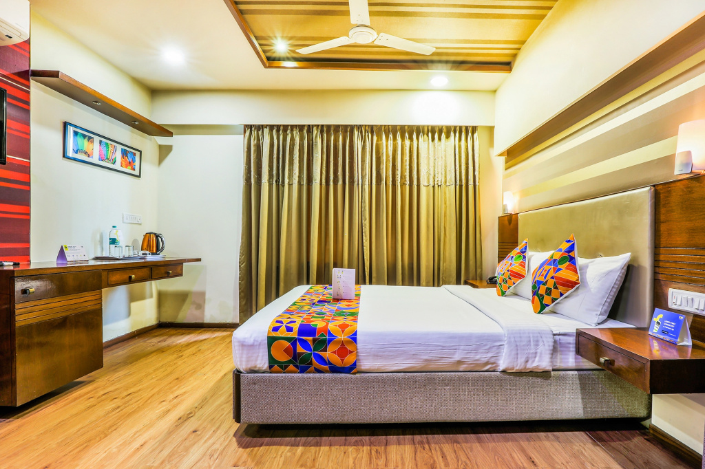 Fabhotel Astra Berry'S
