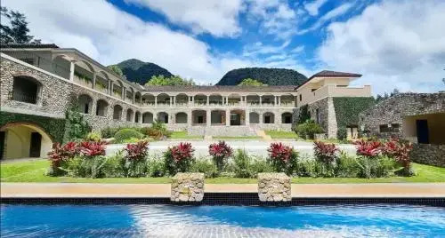 Hotel La Compania Del Valle