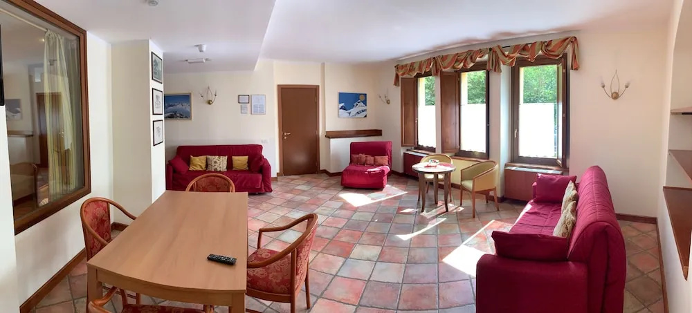 R.T.A. Hotel Monte Rosa - Général