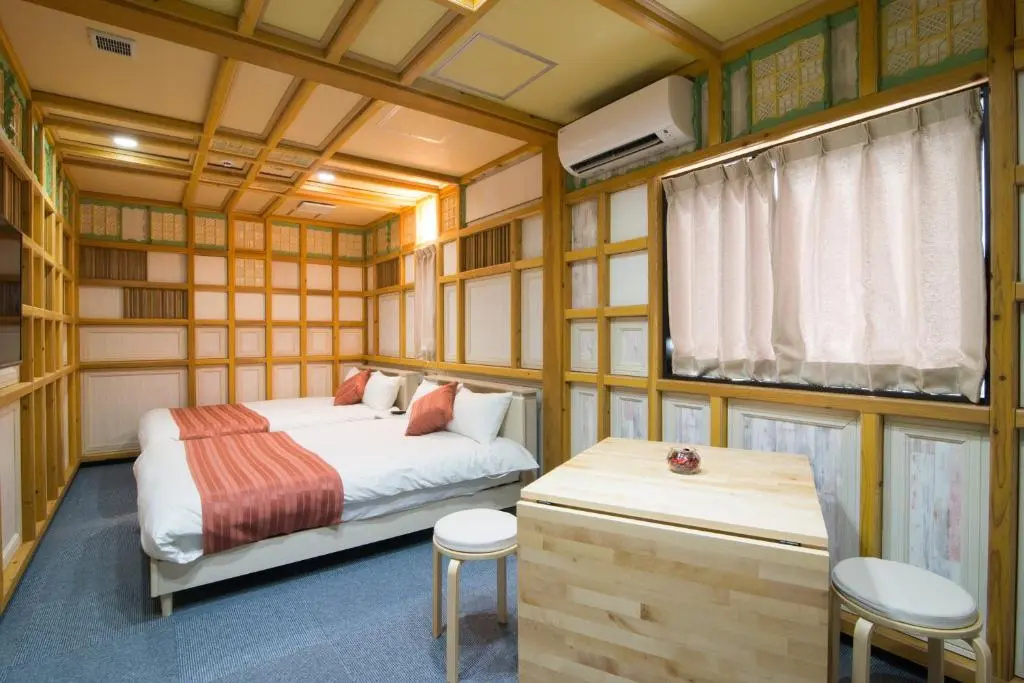 Deluxe Double room (twin beds)