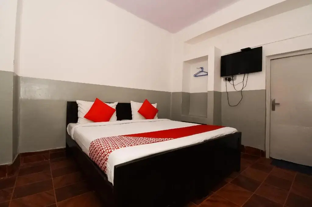 Hotel Sahdev By OYO Rooms