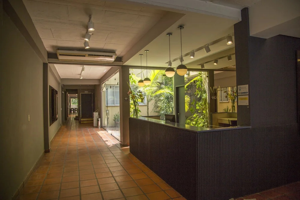 Lobby & Reception