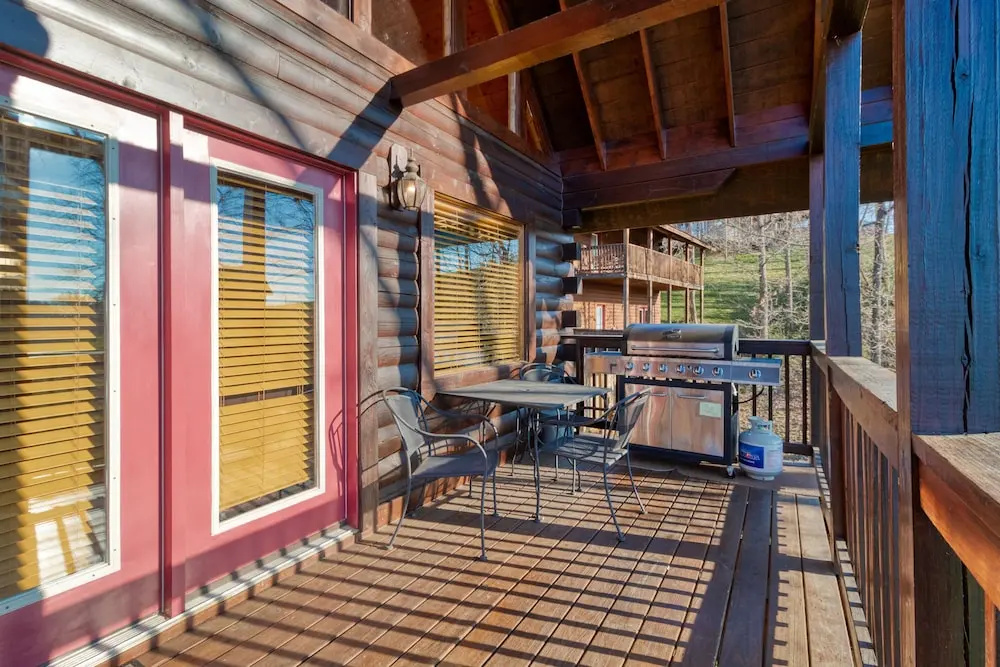 Smoky Mountain Retreat by Vtrips