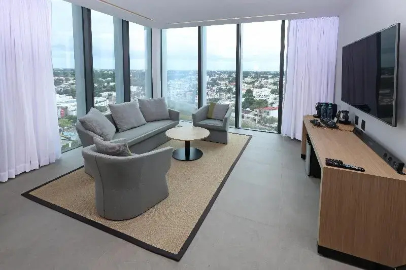 1 Bedroom Double Suite (full double bed)