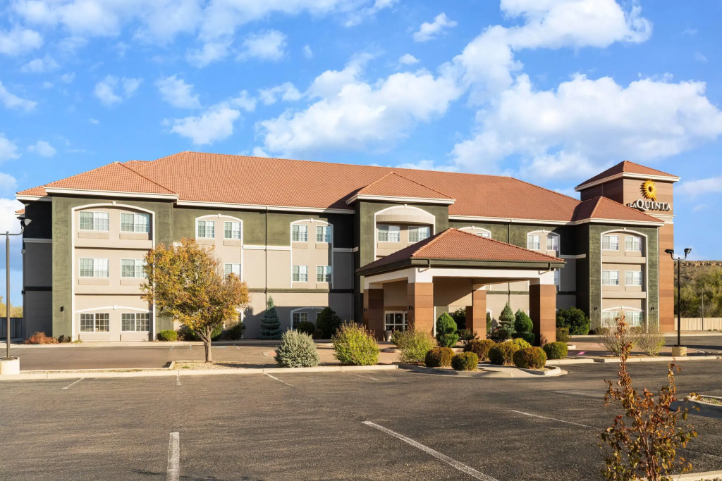 La Quinta Inn & Suites by Wyndham Tucumcari
