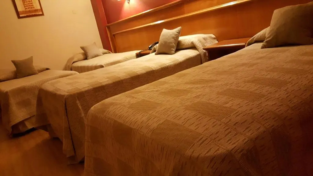 Hotel Ciudad - Chambres