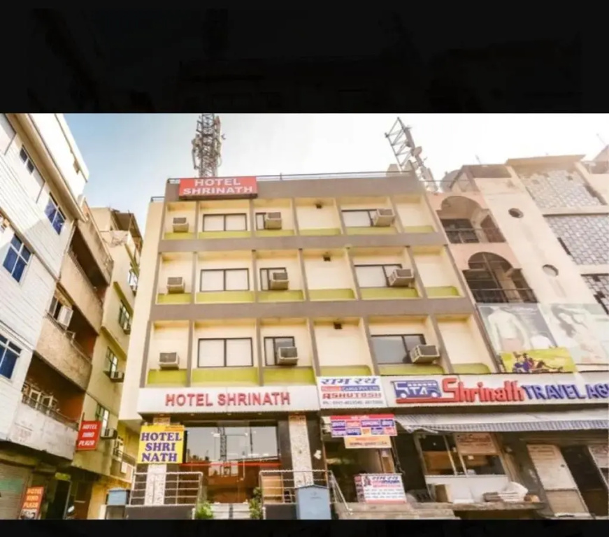 OYO 72203 Hotel Shrinath