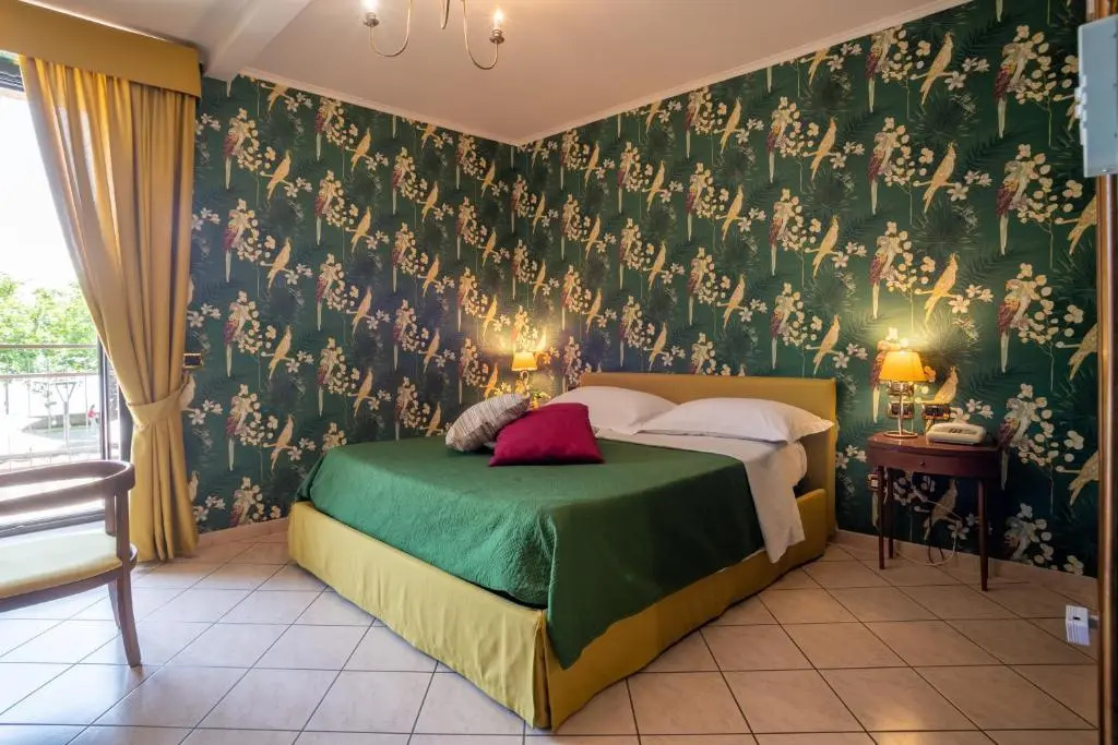Standard Double room with balcony (full double bed)