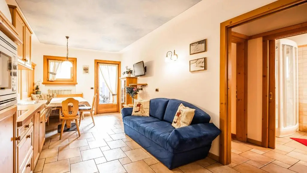 2 Bedrooms Apartment