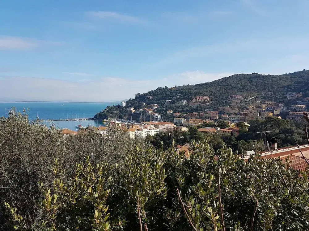 Charming Porto Santo Stefano Apartment With Pool Access