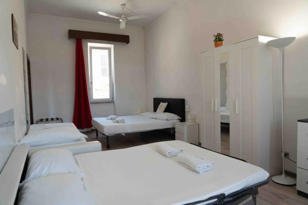 Hotel VM — 4