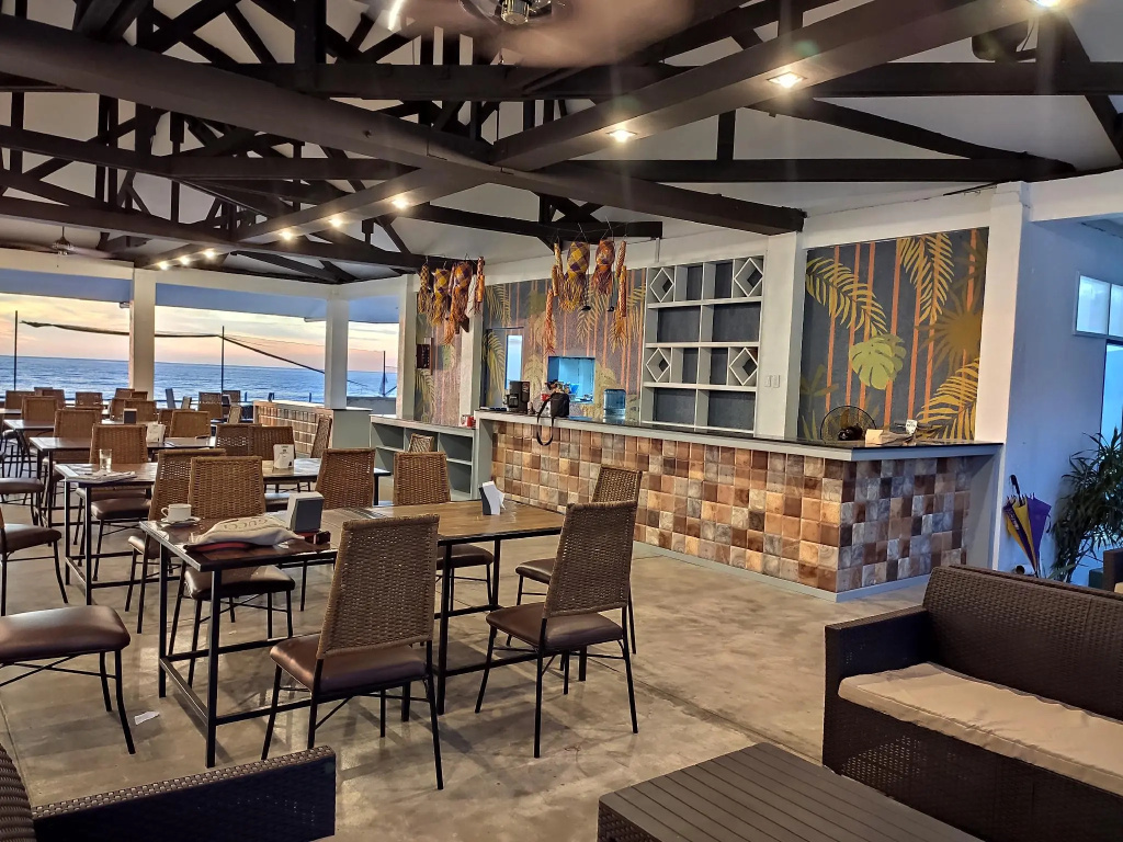 Food & Beverage