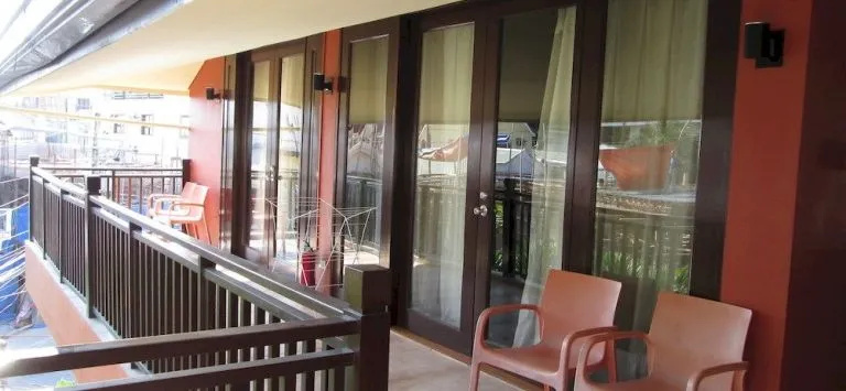 Balcony & Terrace