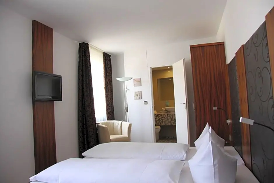 Hotel zur Pfalz - Chambres