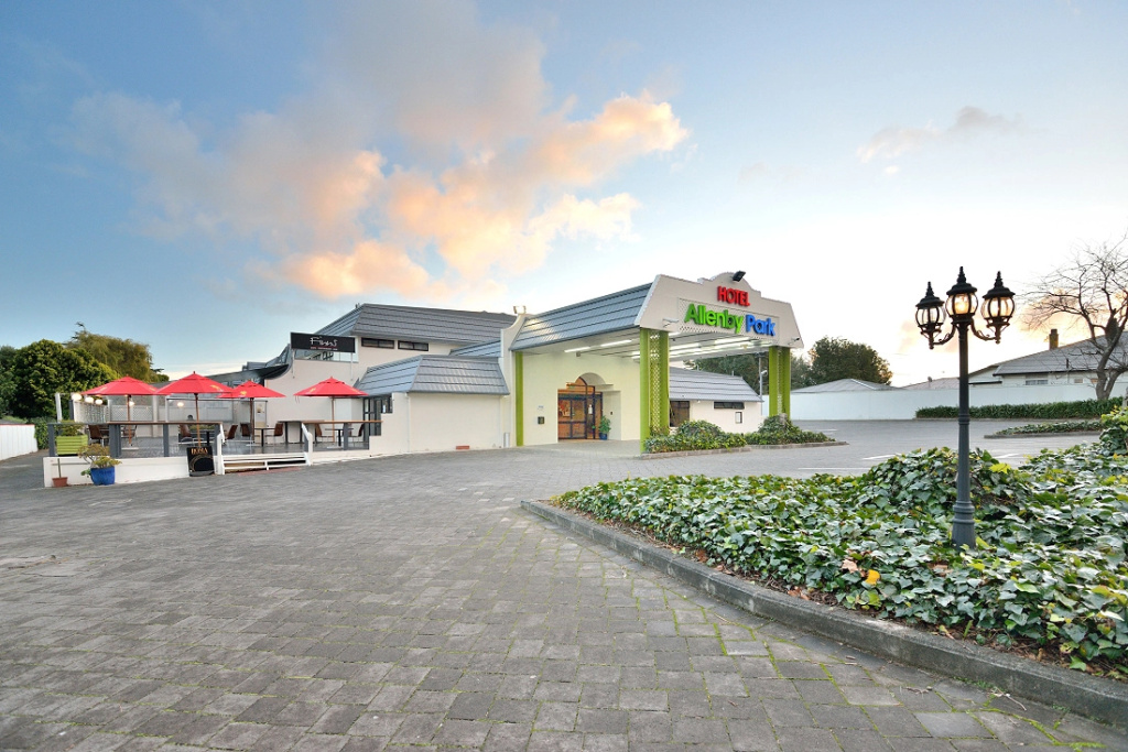 Manukau Hotel & Conference Centre - фото 9