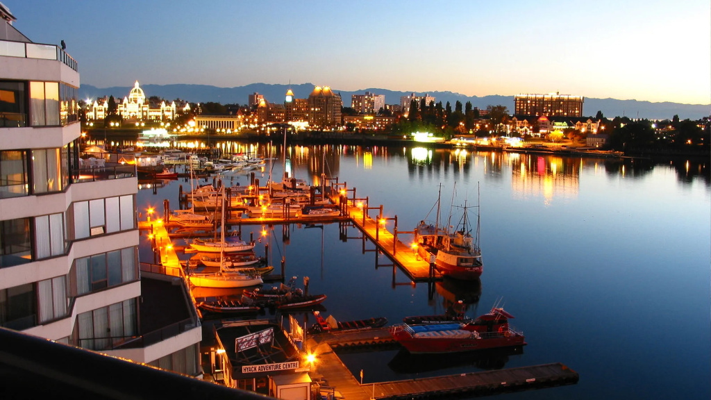 Beach & Waterfront