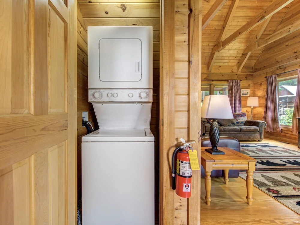 Bear Tracks Cabin — 2