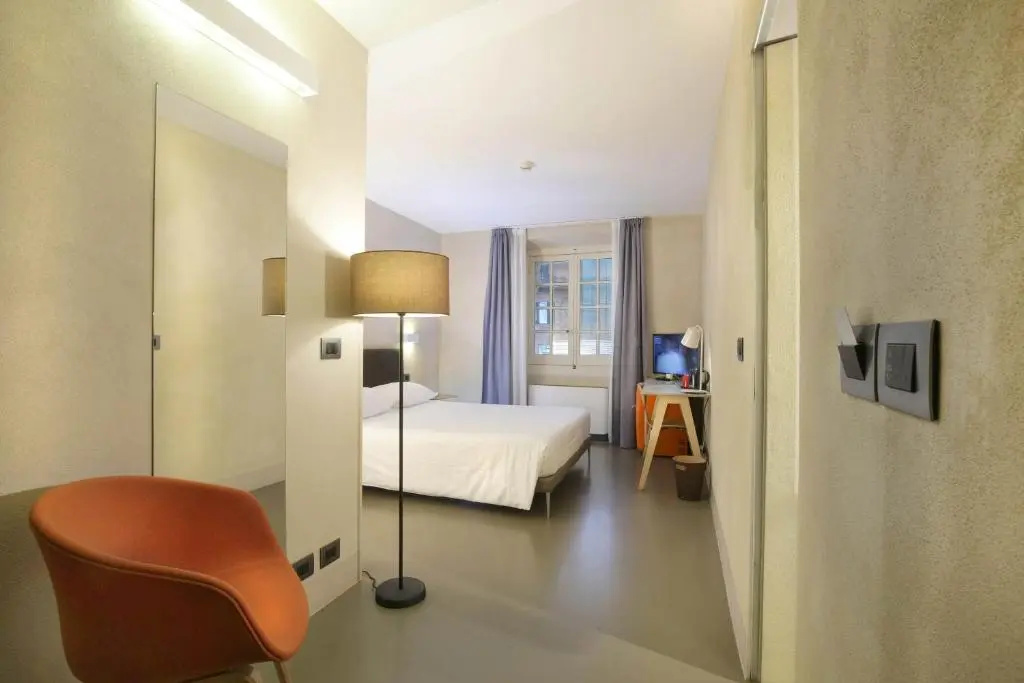 Standard Double room (full double bed)