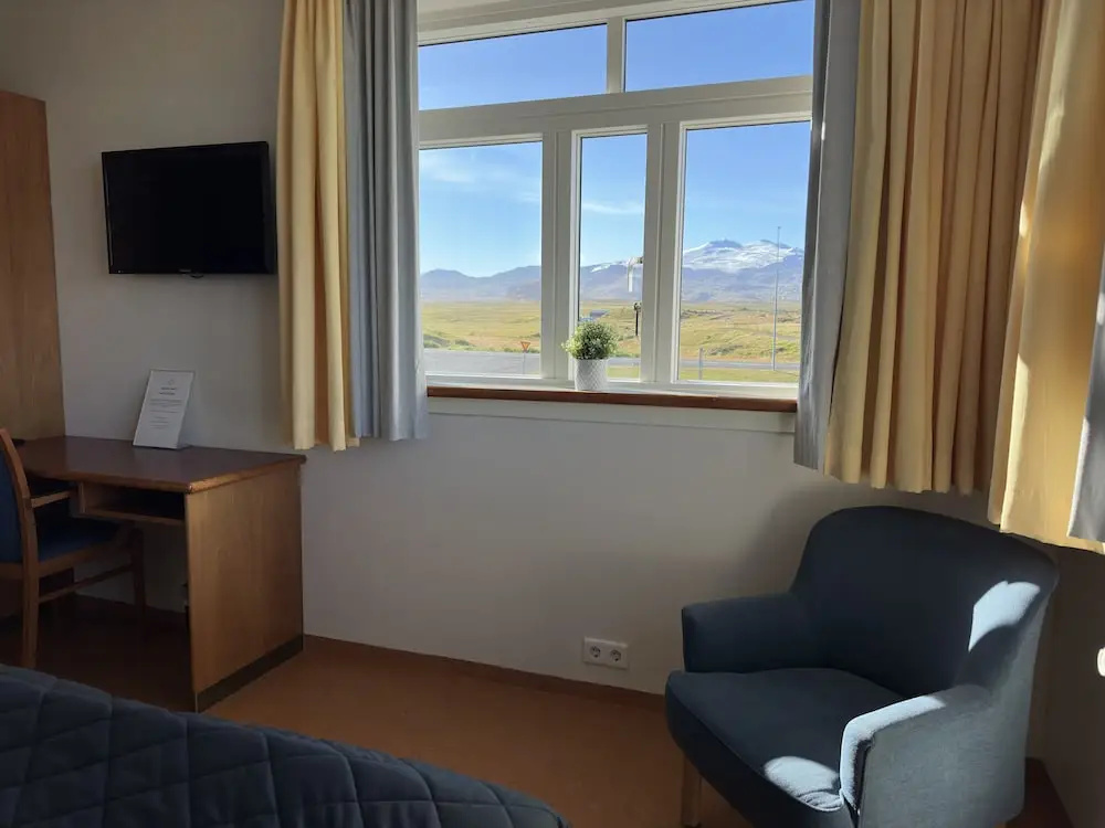 Classic Double room (full double bed)